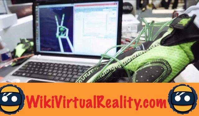 Uma luva para tocar a realidade virtual